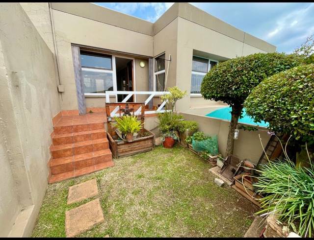 2 BEDROOM TOWNHOUSE FOR SALE IN RANGEVIEW